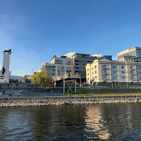 Donald Eurovea דירה *