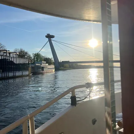 Donald Eurovea * ברטיסלאבה