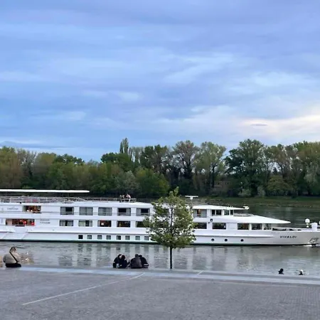 Donald Eurovea شقة